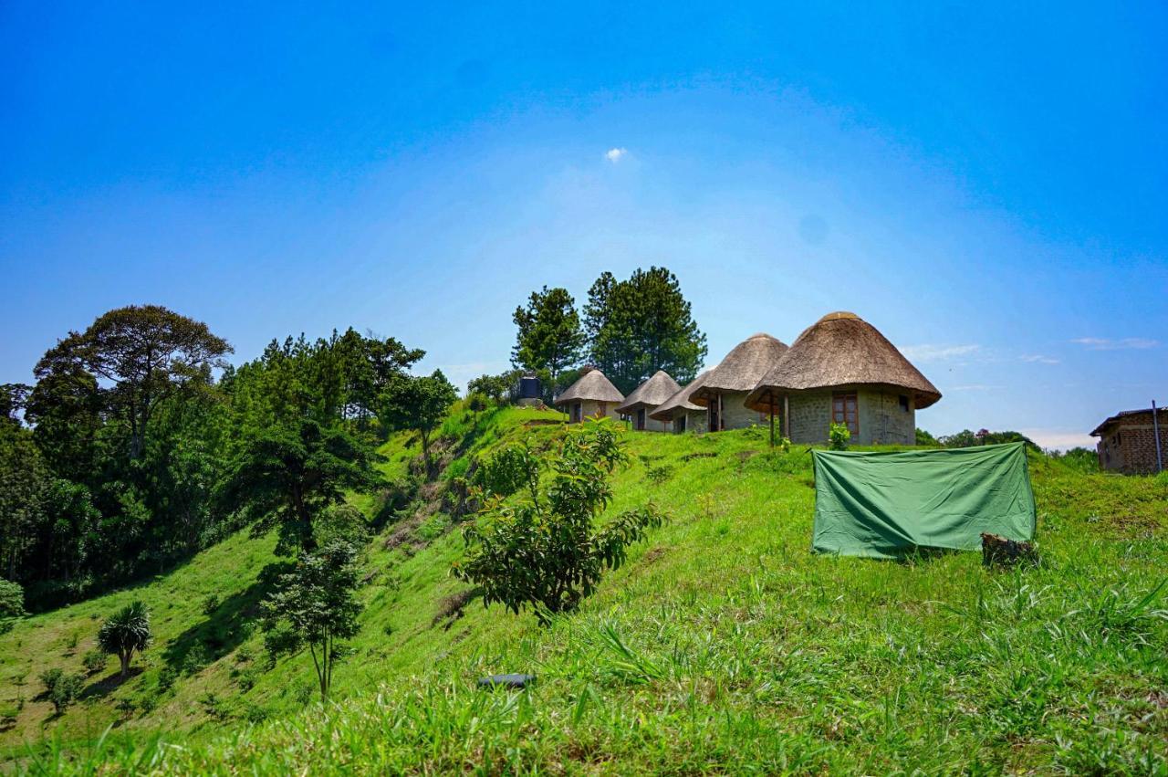 Lake Nyamirima Cottages Fort Portal エクステリア 写真